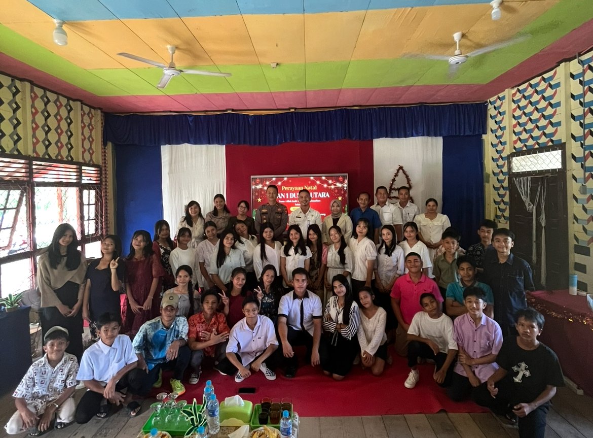 Perayaan Natal SMAN 1 Dusun Utara (1)