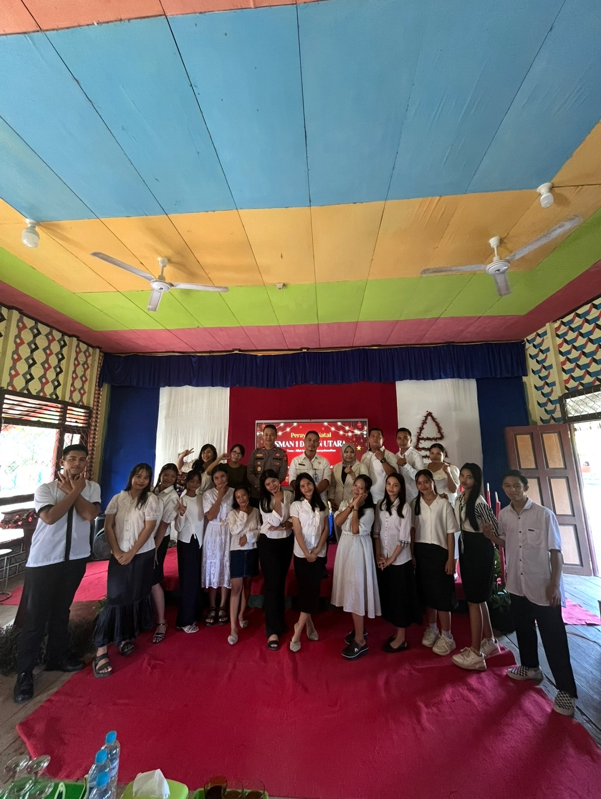 Perayaan Natal SMAN 1 Dusun Utara (6)