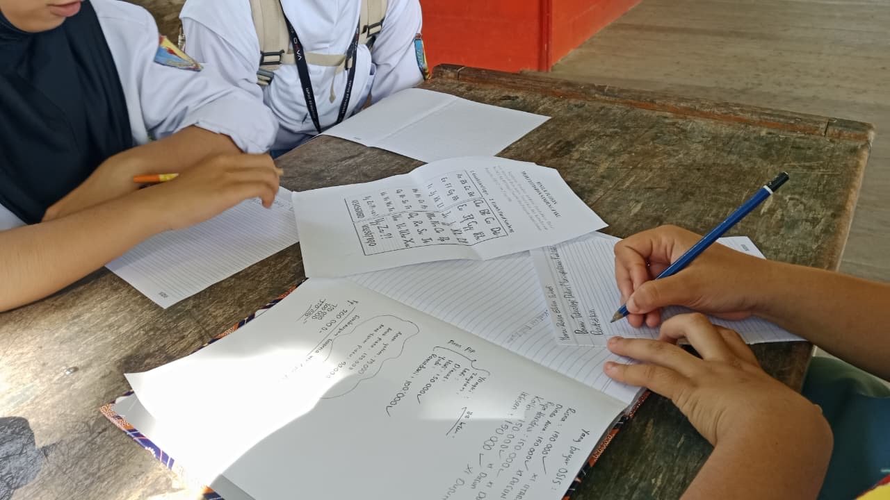 Literasi Menulis Indah (5)