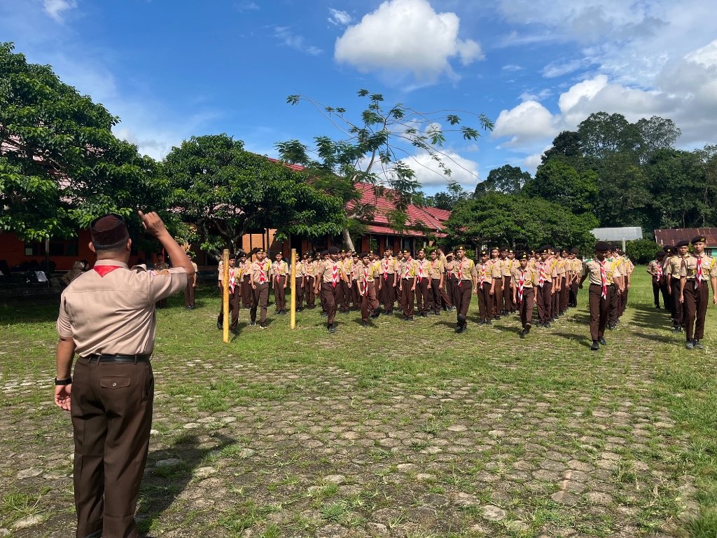 Ekstrakurikuler Pramuka (4)