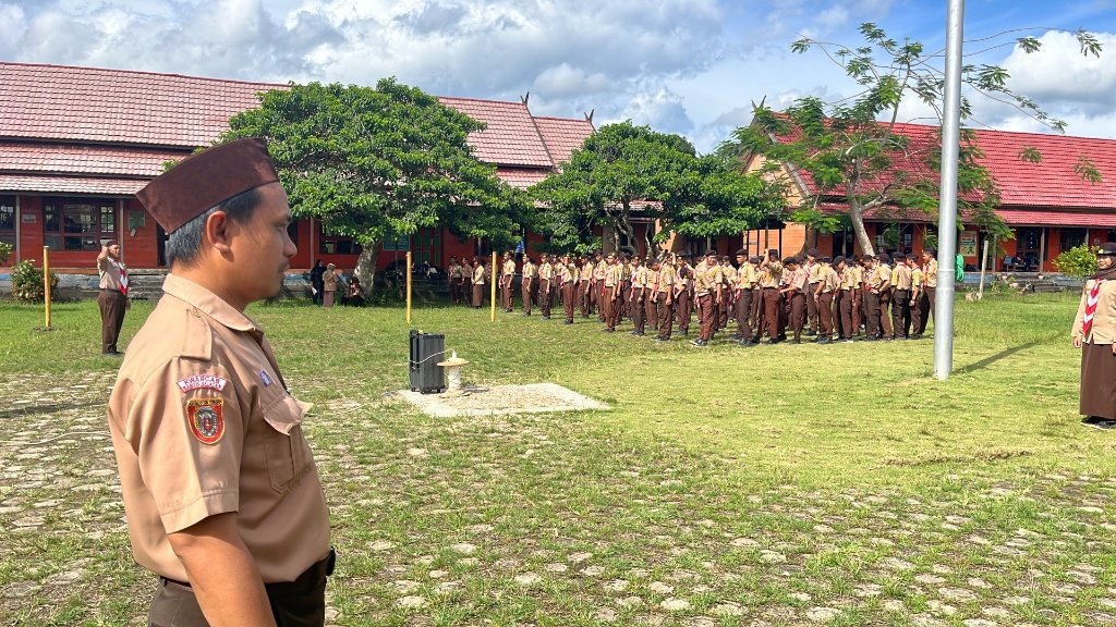 Ekstrakurikuler Pramuka (10)