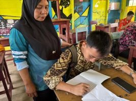Hari Kartini dan Literasi menulis Indah